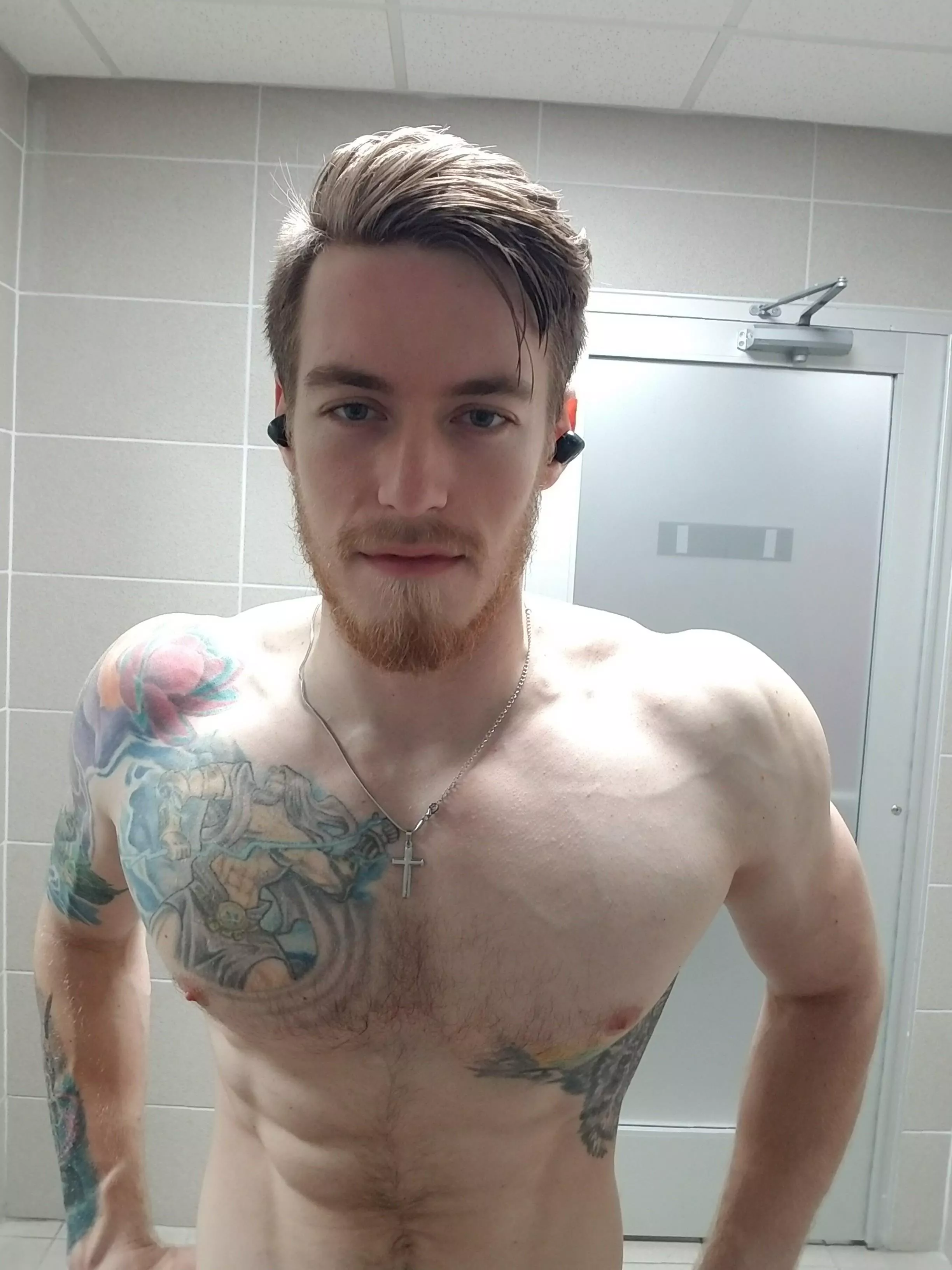 Who wants to snap me?