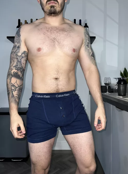 Worked up a sweat in the gym. Would you like my crotch in your face? 🔥