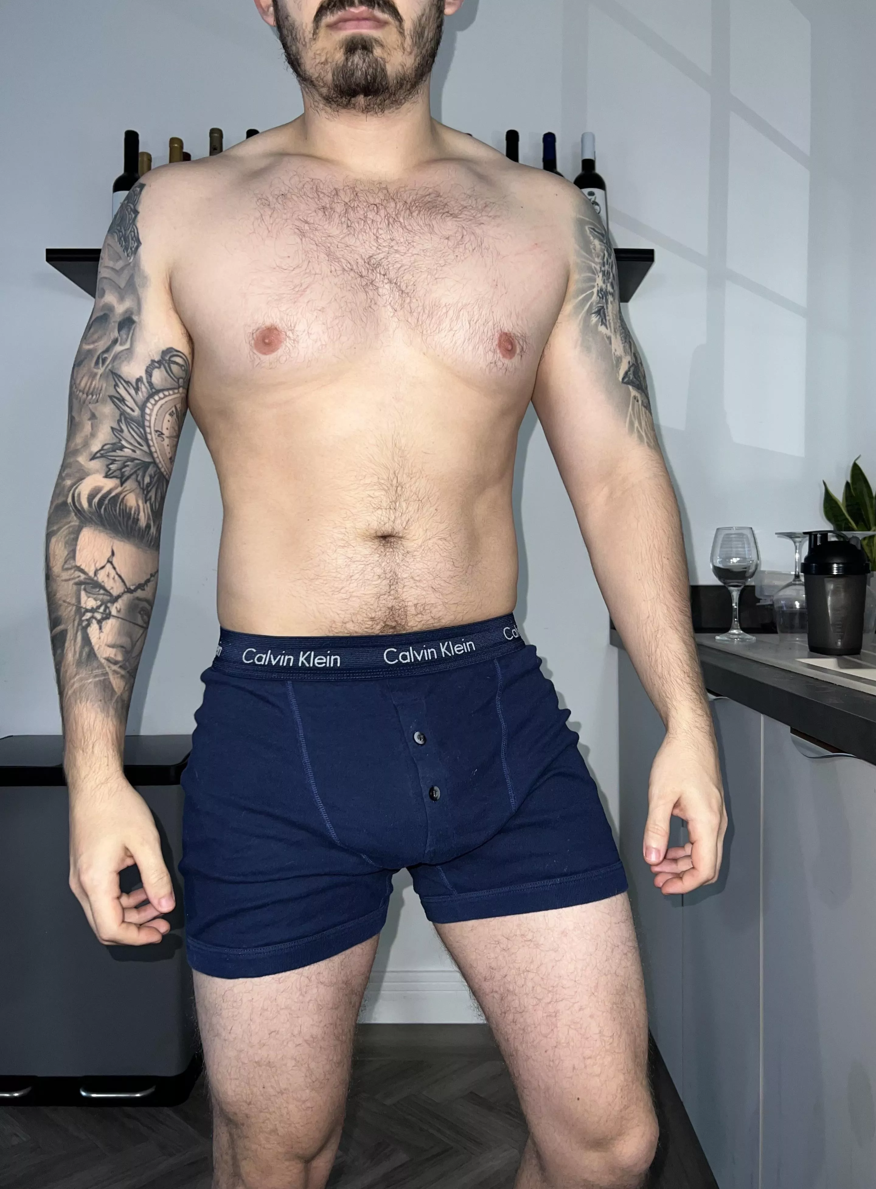 Worked up a sweat in the gym. Would you like my crotch in your face? 🔥