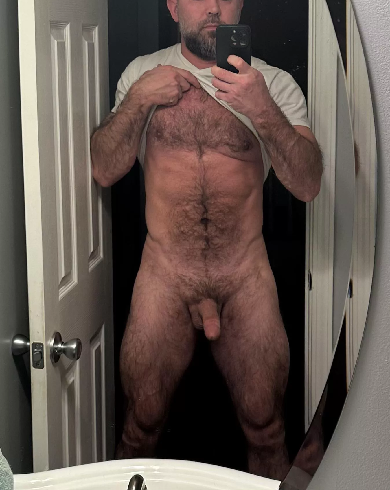 Would u fuck your best friends dad?