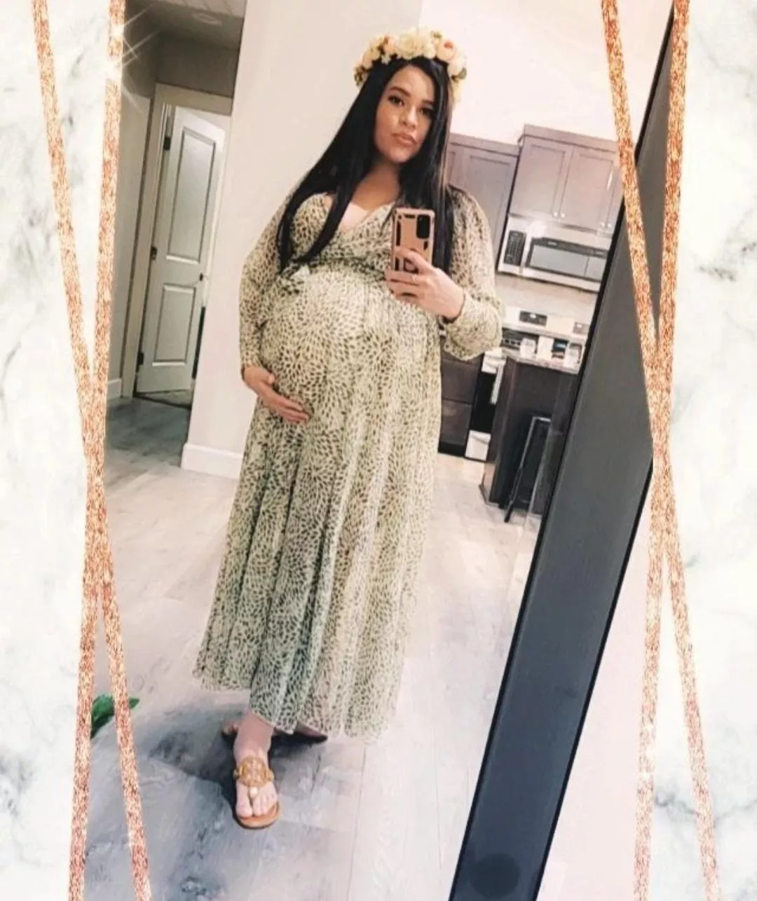 Would you like to spend Christmas with a hot and rich mom?