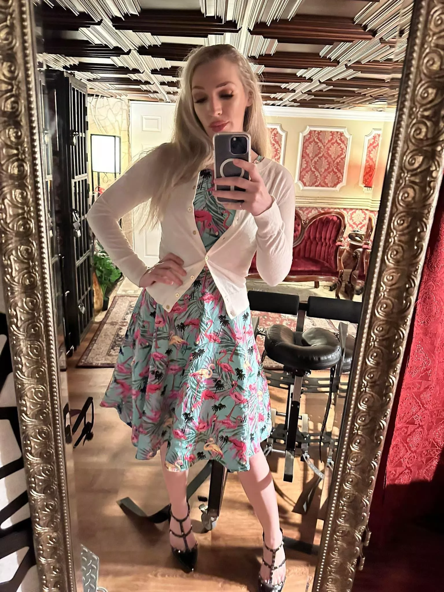 1 upv= 3 pics in your Dm 1 comments = surprise🥰😈