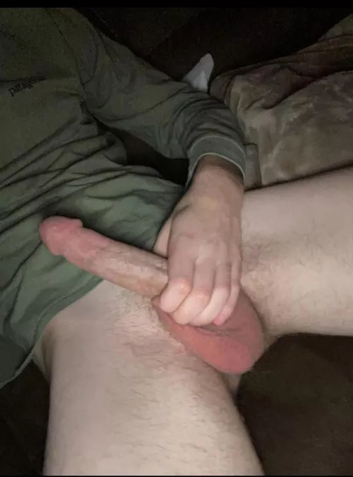 19 hung twink look for same to jerk with add jhennry202 ++++live