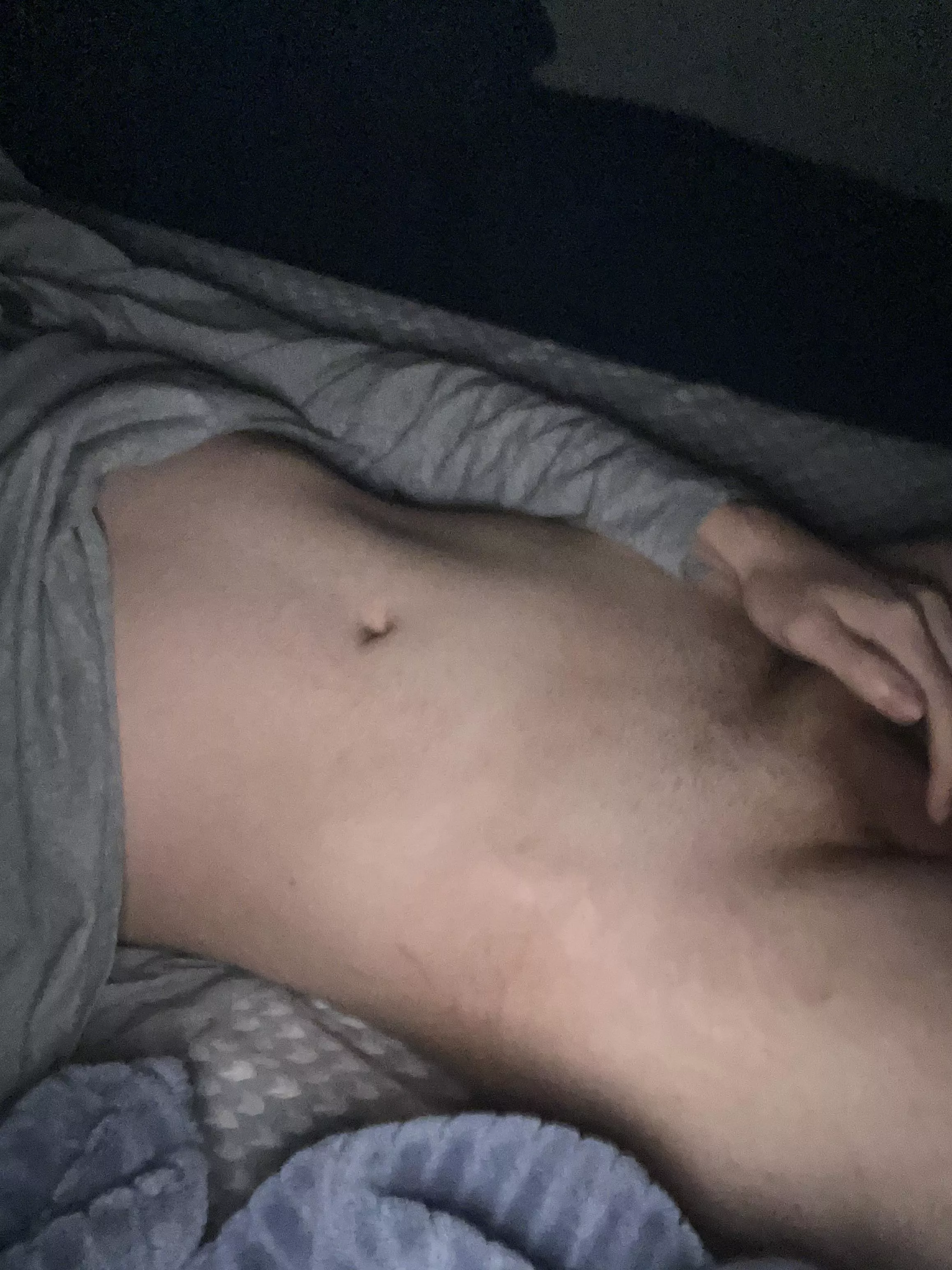 20 bwc down to chat/compare. Hmu similar+ (blank profile send pic)