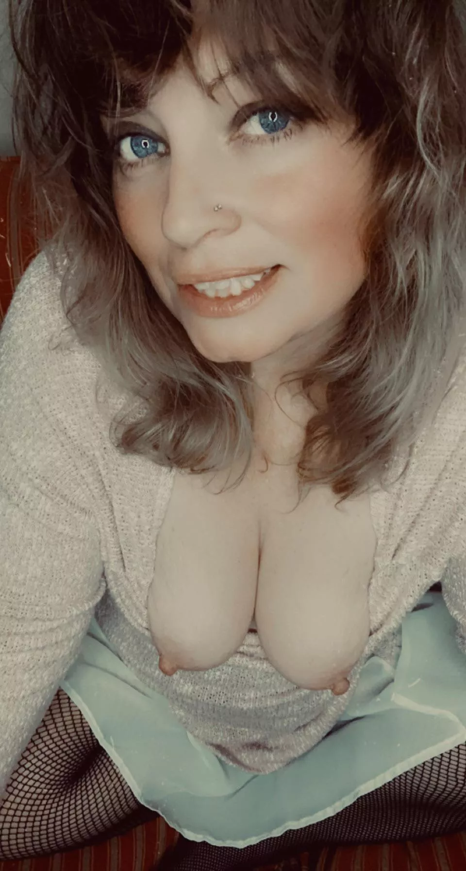 41(f) love my nipples sucked