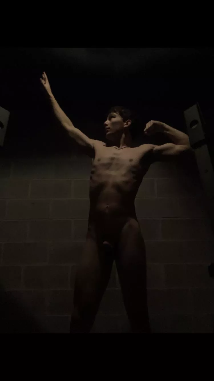 After workout flick [m]