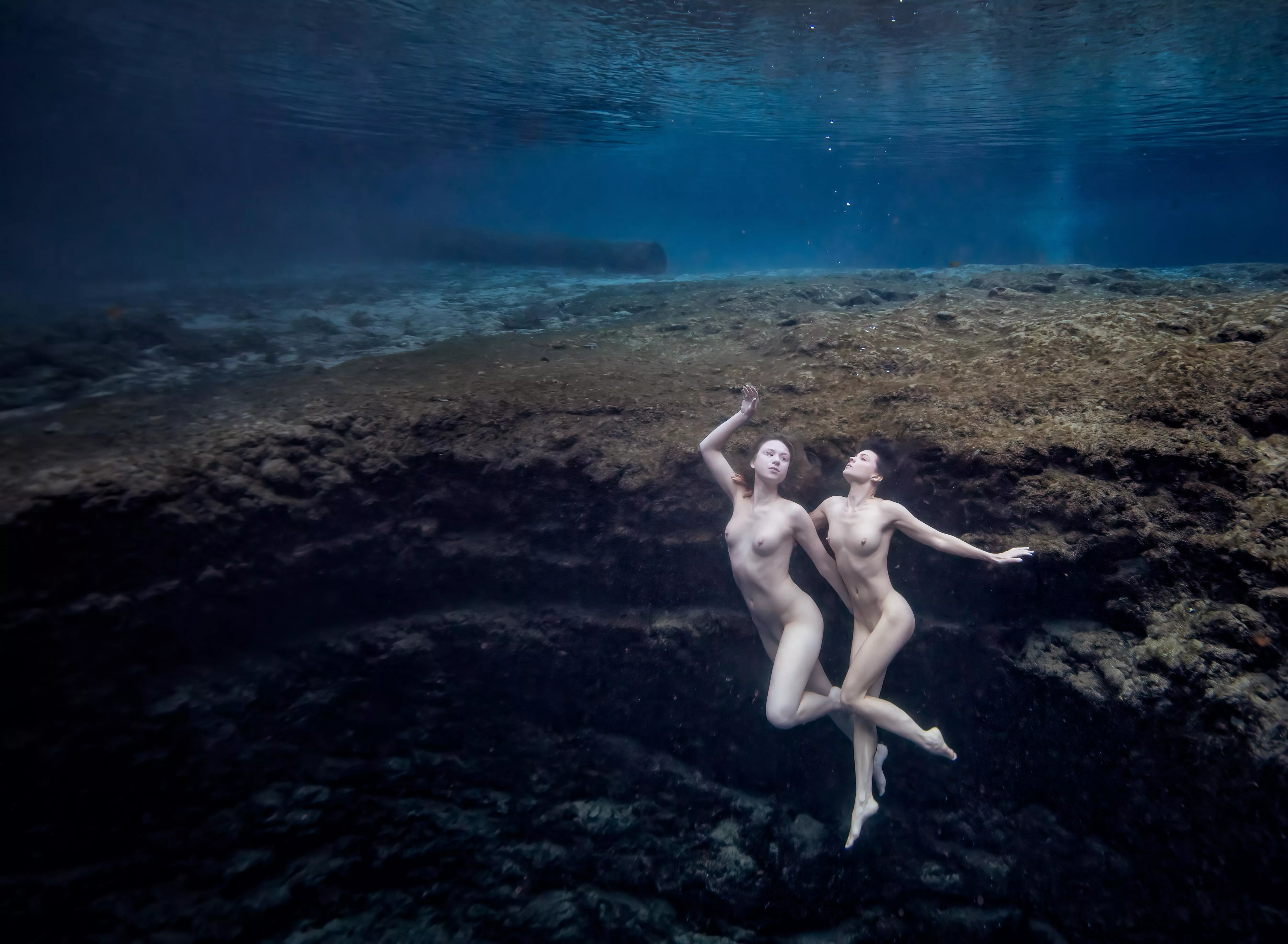 Besties Astrid Kallsen & Kristy Jessica 📸 Craig Colvin