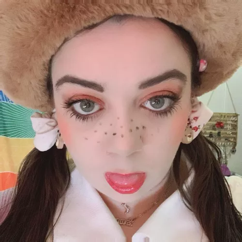 Big girl looking for a certified lover