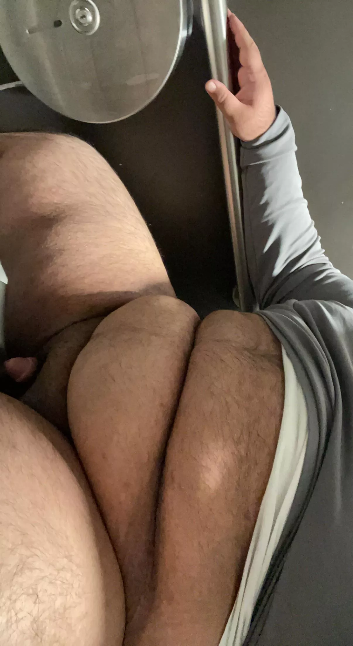 Bored at work. DMs open