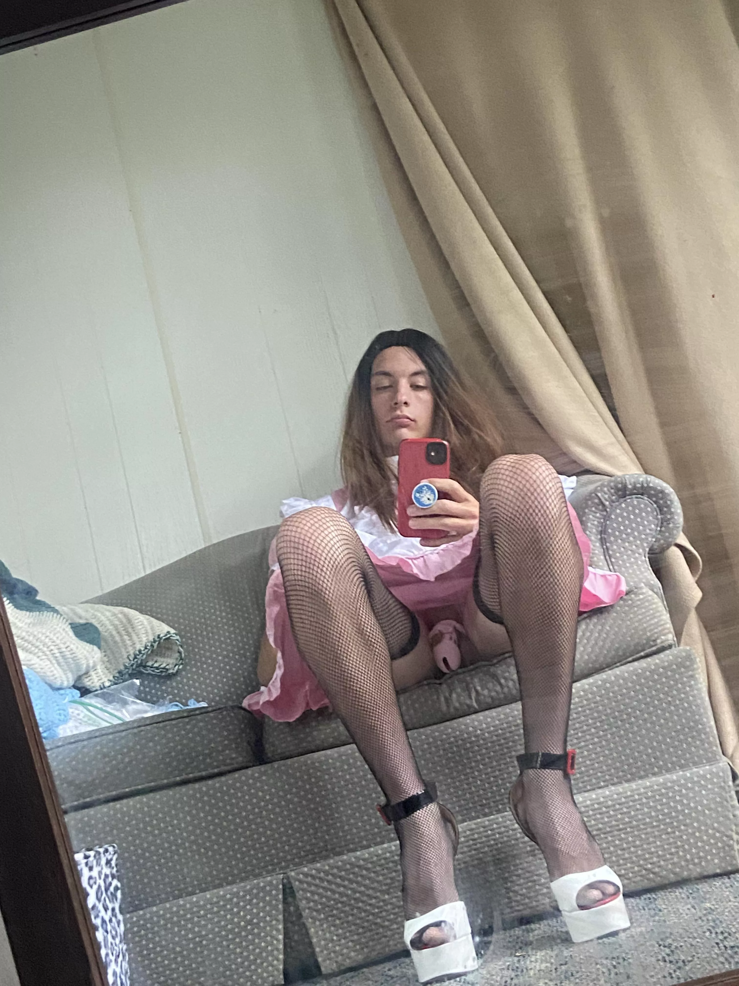 Cum play with me Daddy 😘