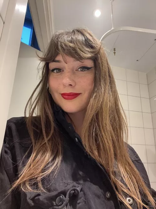 [domme] Arrows up if you are below 7inches and say yes