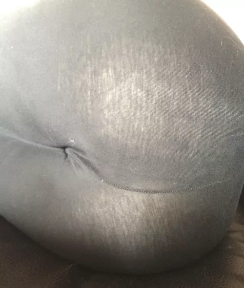 GFs (22) leggings got see through revealing her PAWG ass in g-string