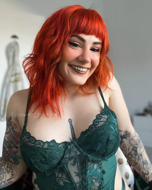 Green is my colour 🥵