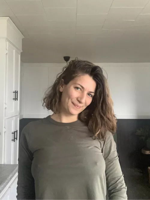 Happy Friday everyone 🥰 [f]