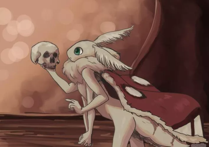 here is my moth boi he likes arts