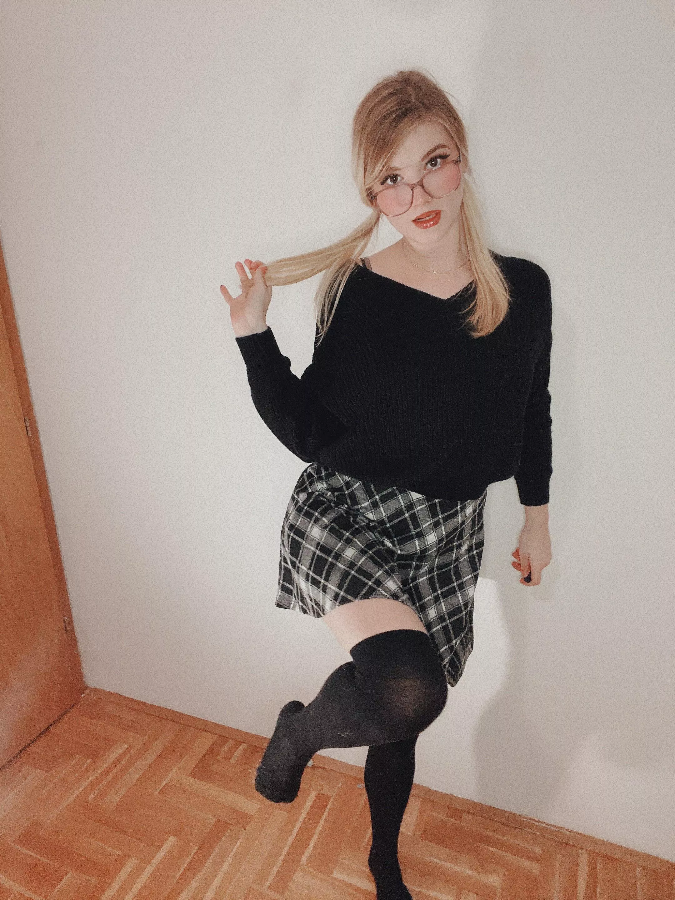 Hope you like my winter uniform 🥰