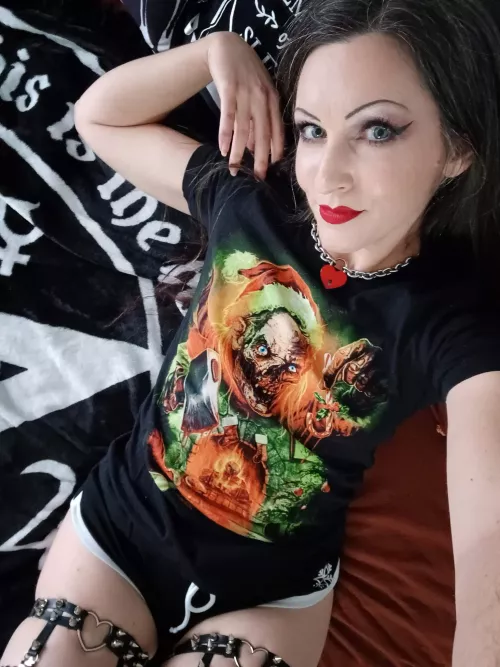 horror and chill [f]