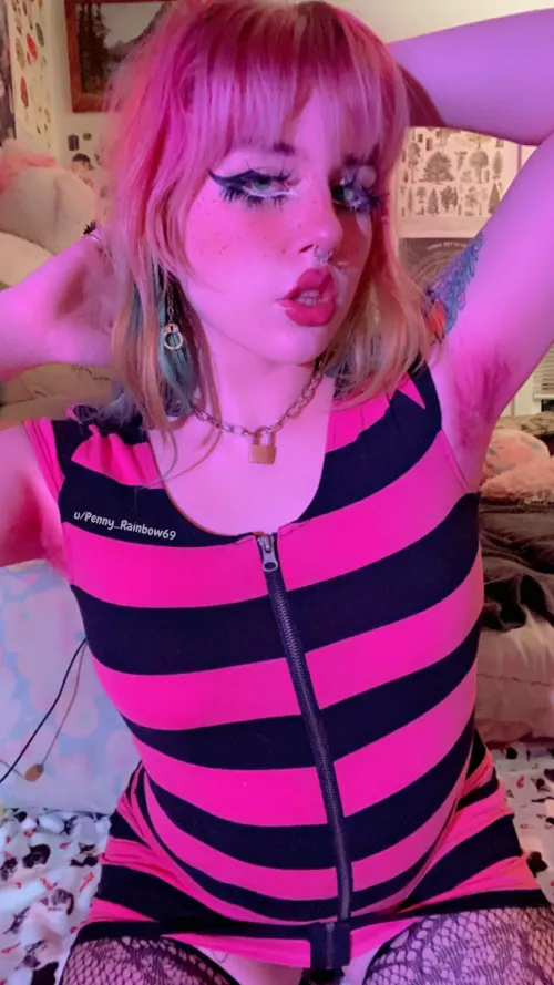 How do we feel about matching your pits to your fits?