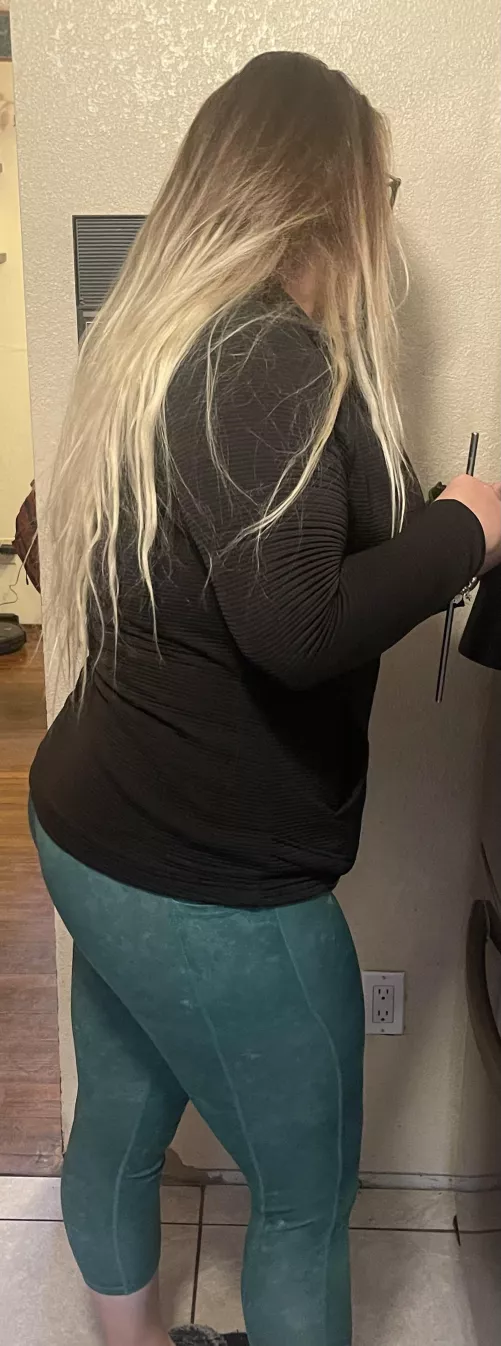 How is my morning outfit. Turn you on?