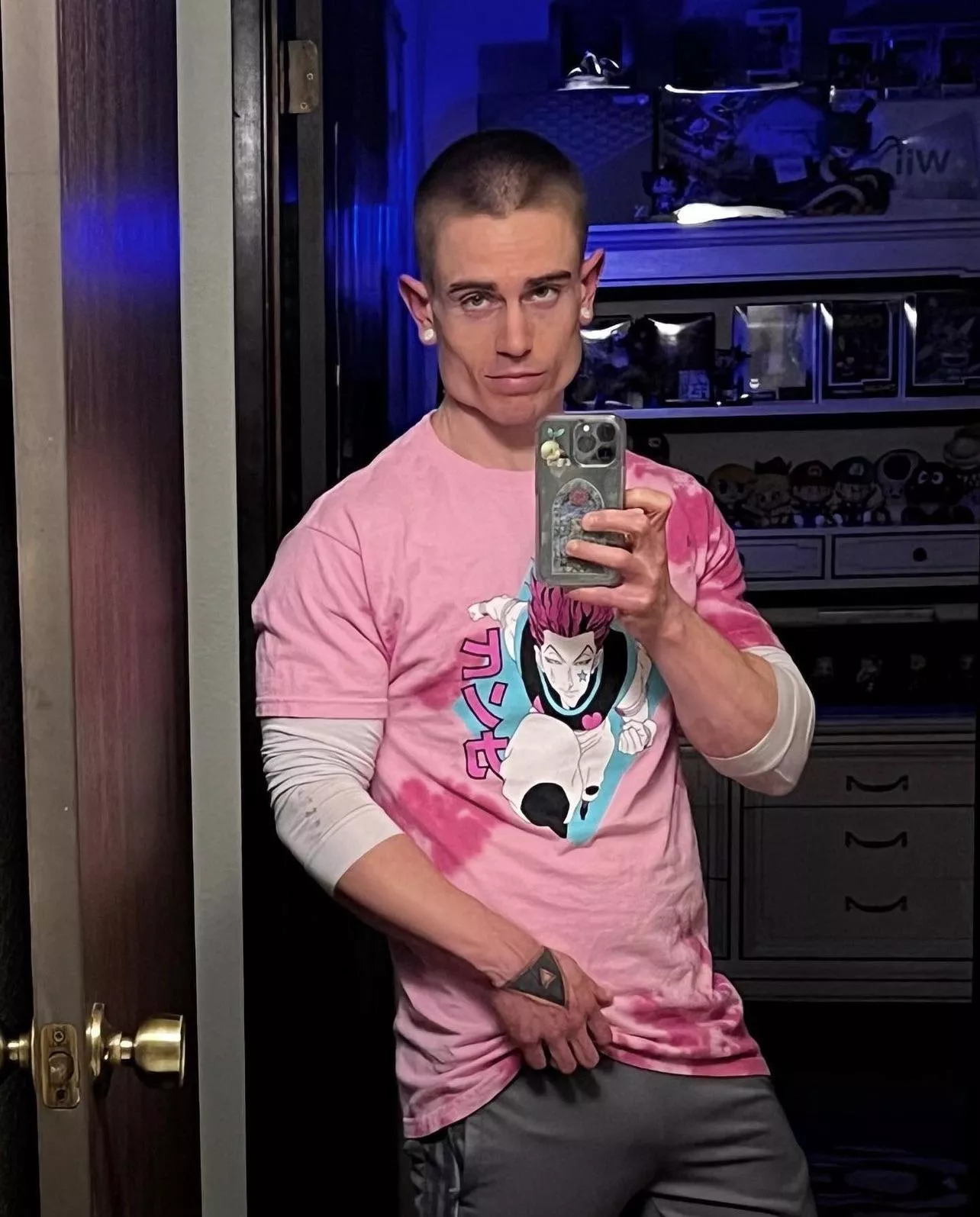 I bet I could beat you at smash bros…