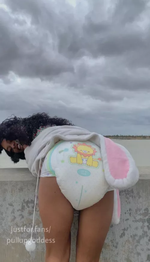 I didn’t even get in the lake how am I wet?🤔🐟