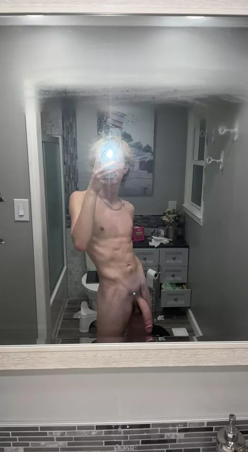 I need a pretty faced bottom