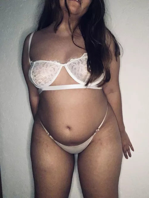 I'm waiting for you to make me yours, are you coming? 🥺🔥