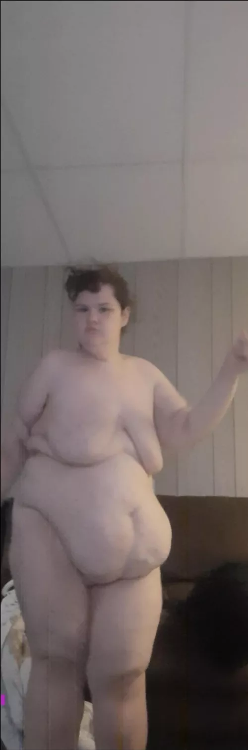 I'm you new roommate and you walk in on me getting dressed from a shower 🚿. What would you do ?