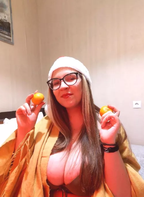 [Image]Perfect Tits On Cute Girl