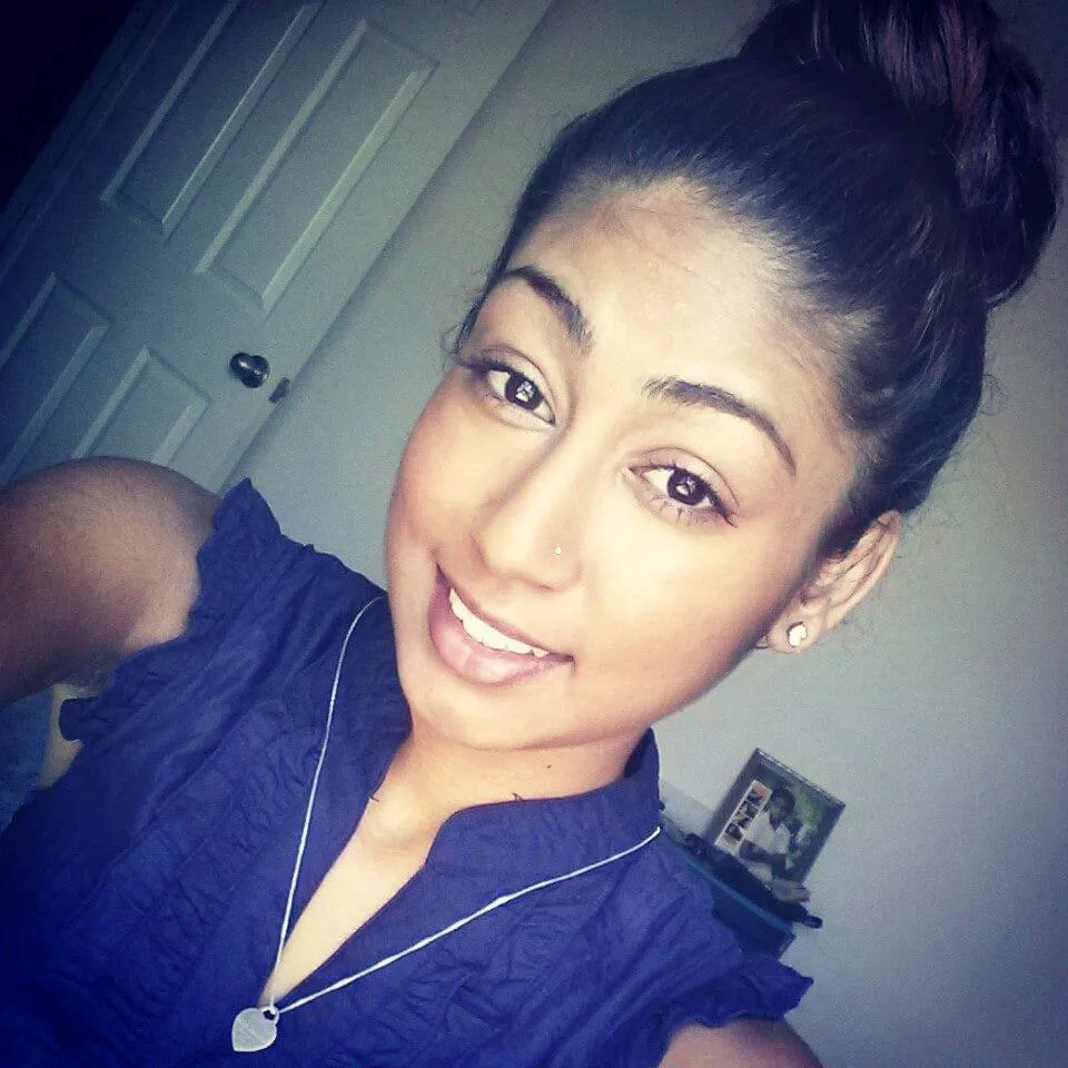 My sister needs her tight holes stretched 18