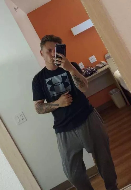 New to Reddit, should I stay ?