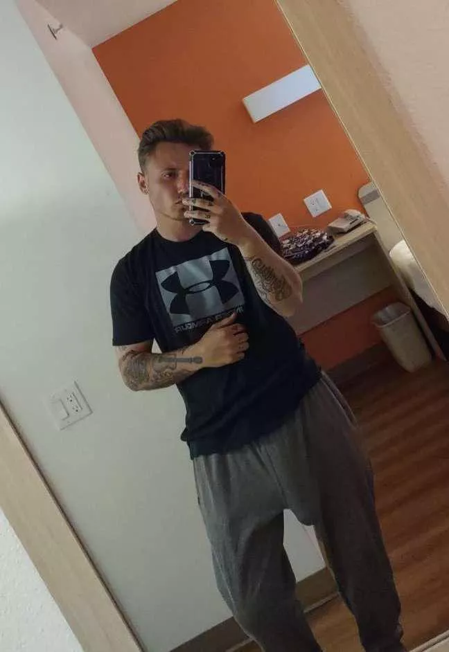 New to Reddit, should I stay ?