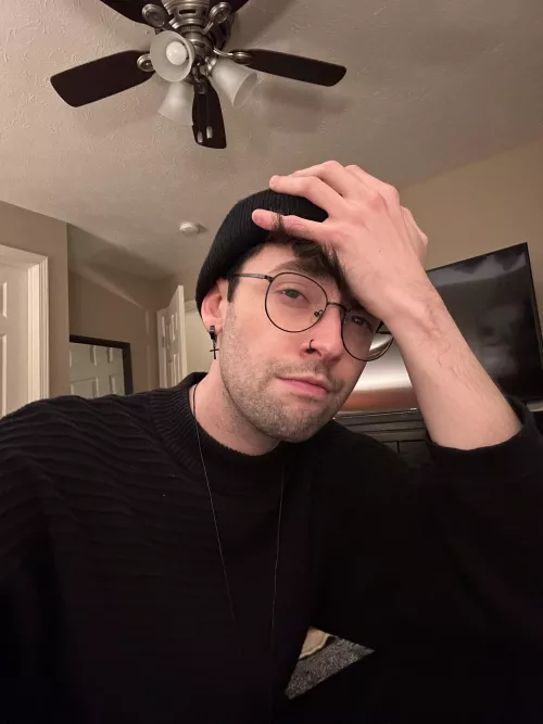 Only slept 2 hours last night. Bedtime?