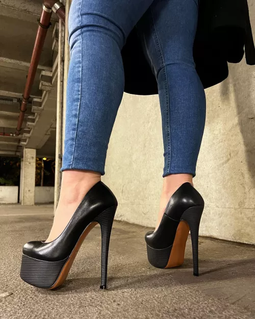 Platform pump