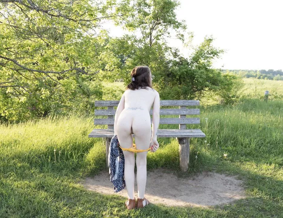 Public trails are made for getting naked 😘