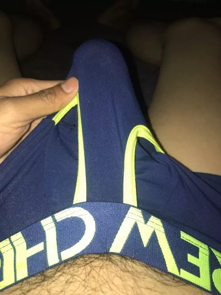 Someone suck on my bulge please