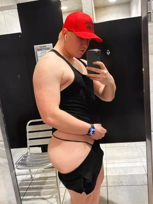 Squat tip, wear a thong