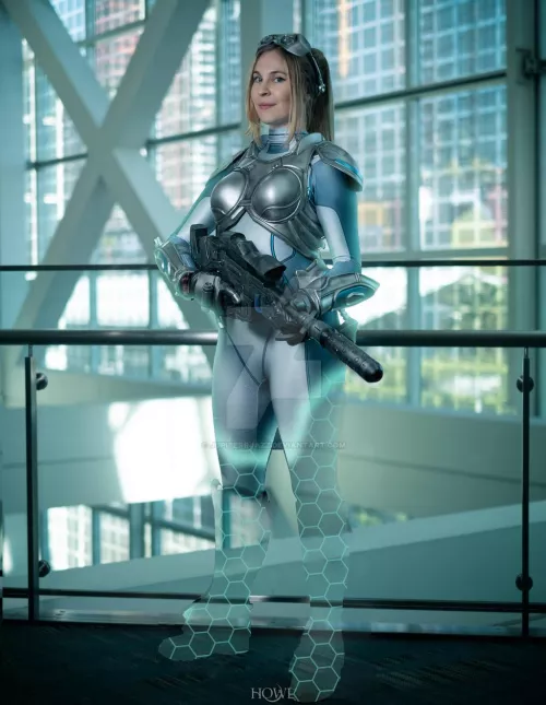 Starcraft 2 / HOTS Nova cosplay by Jupiterrjazz