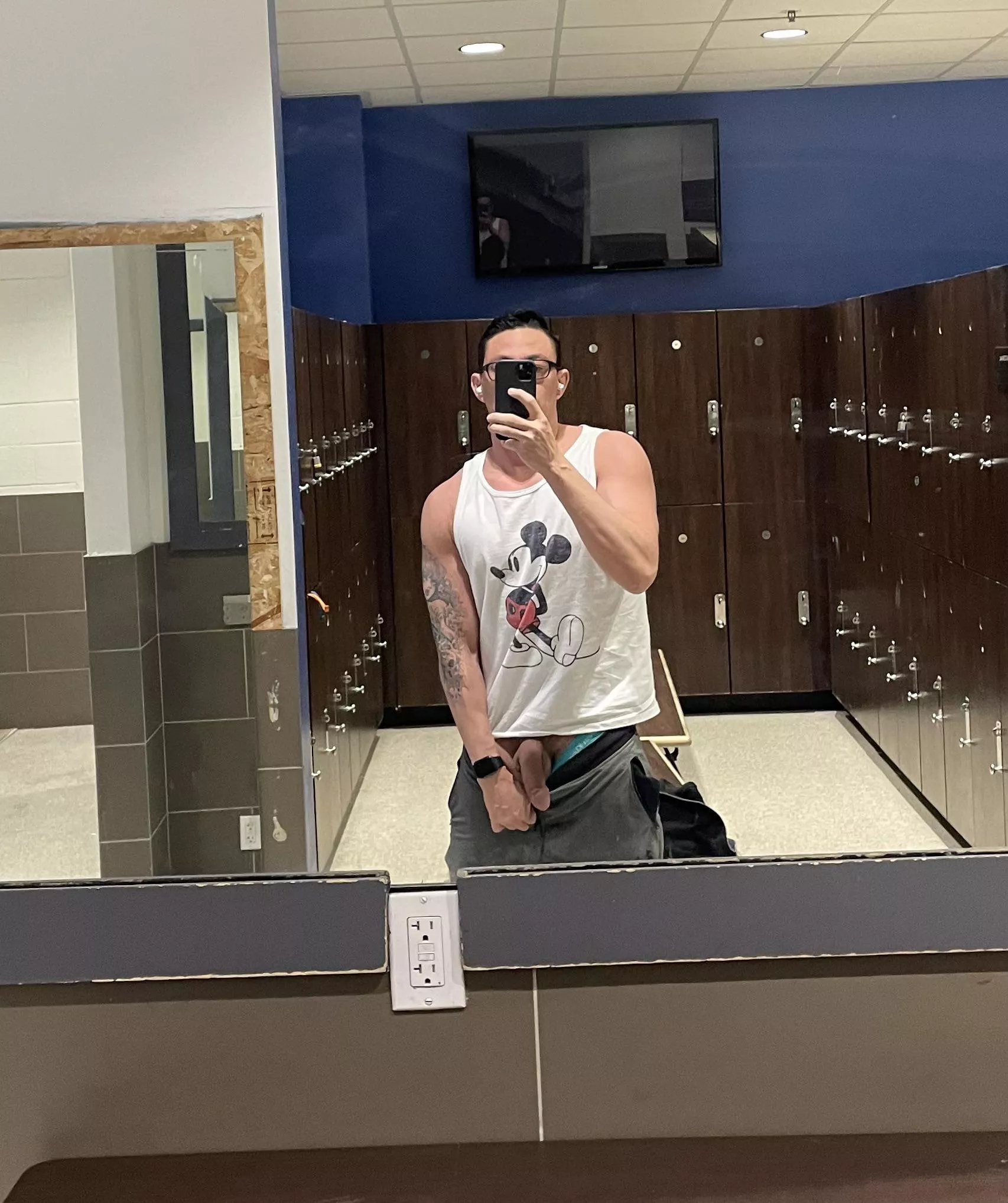 This gym has better mirrors