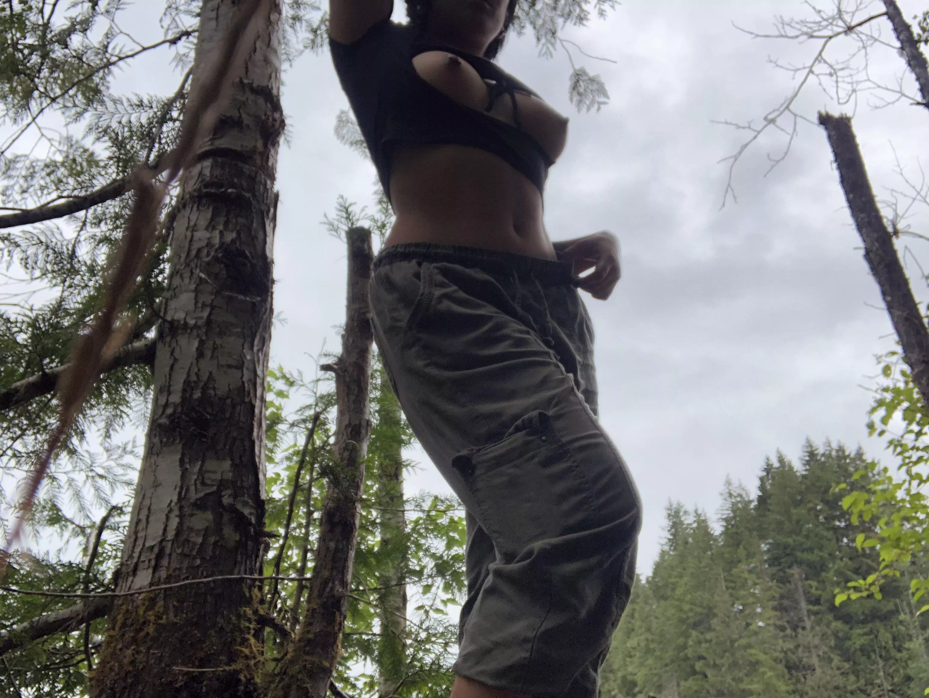 Was feeling perky during my nature hike 💚✨