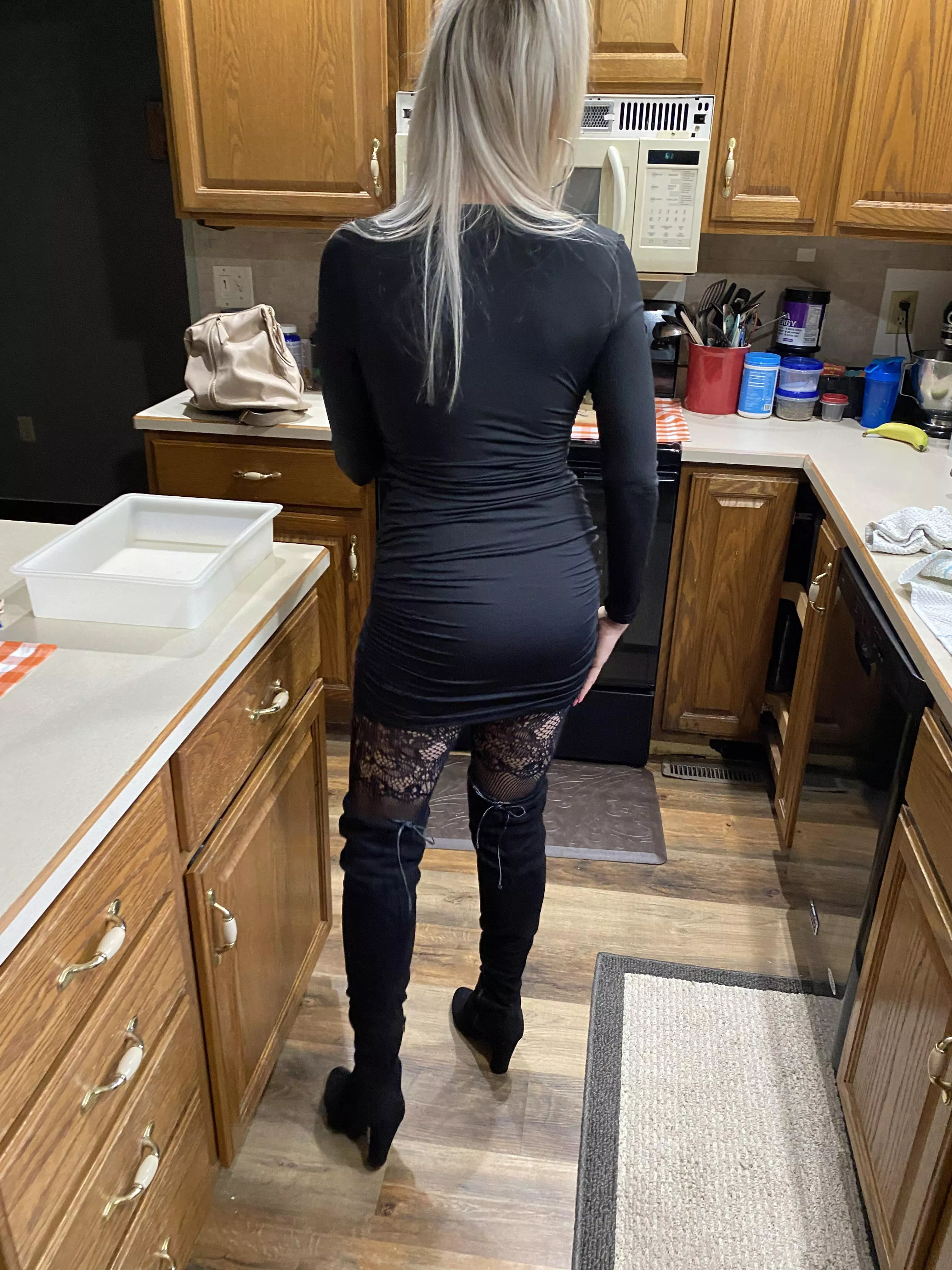 Wife in pantyhose