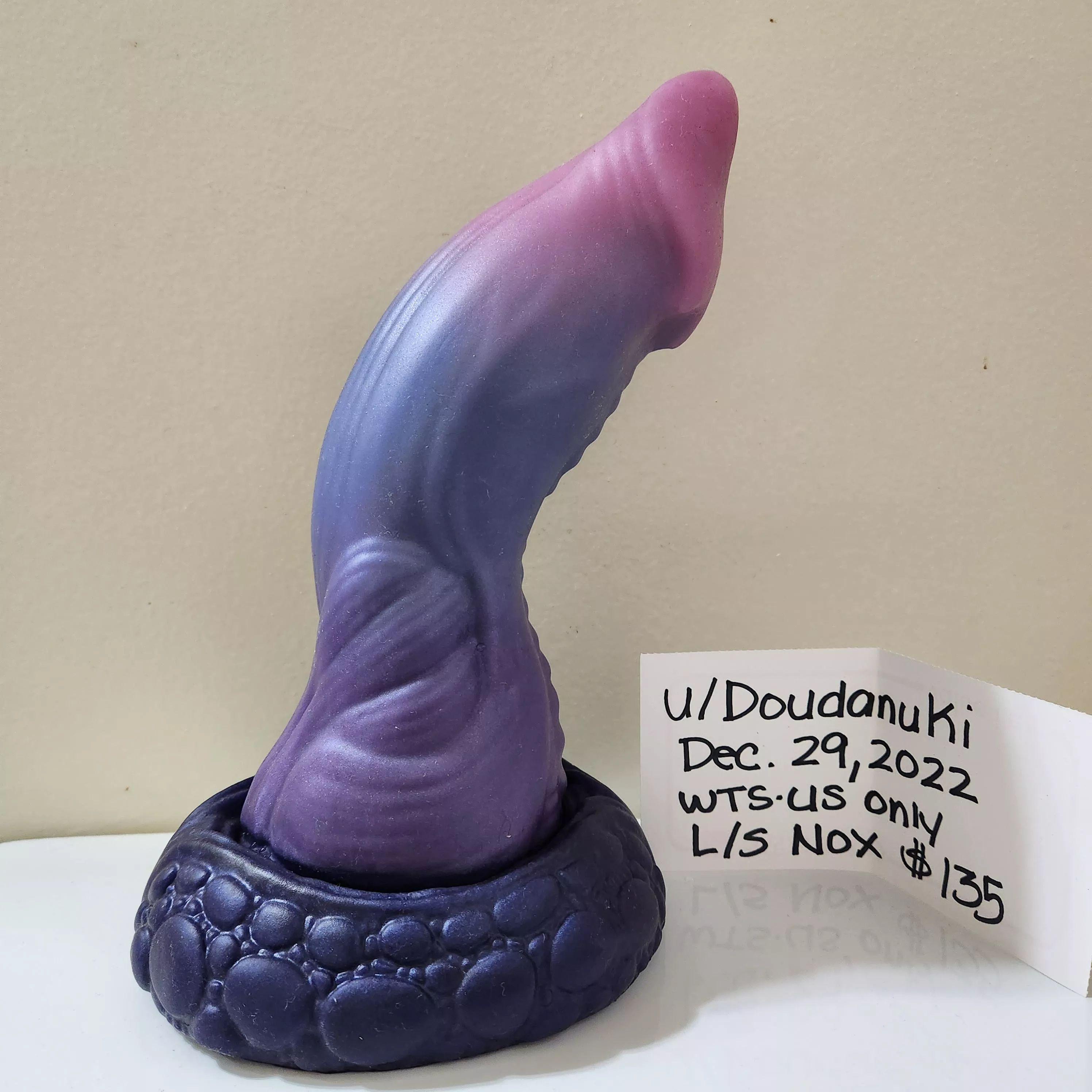 WTS - US Only L/S Nox $135 (med flatrate box)