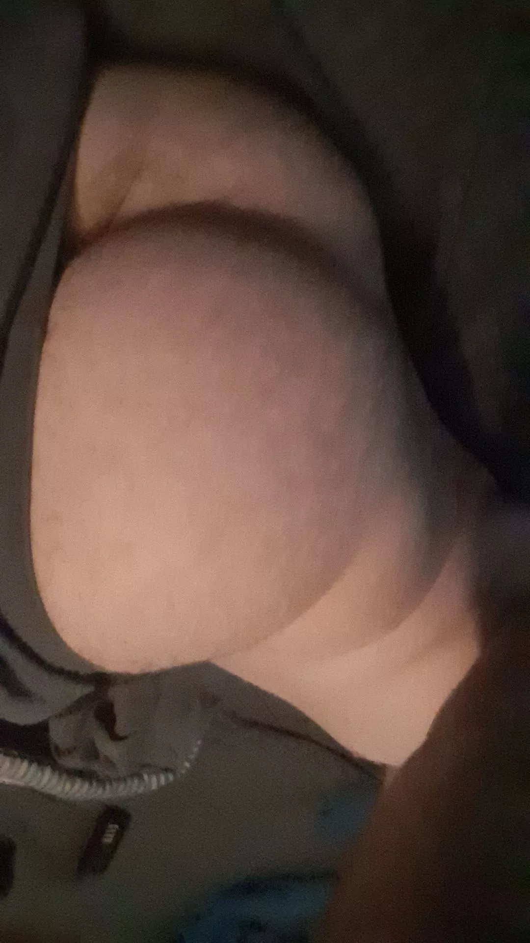 22 us anyone wanna see it bounce? hmu 21 plus only snap is hbic.drake