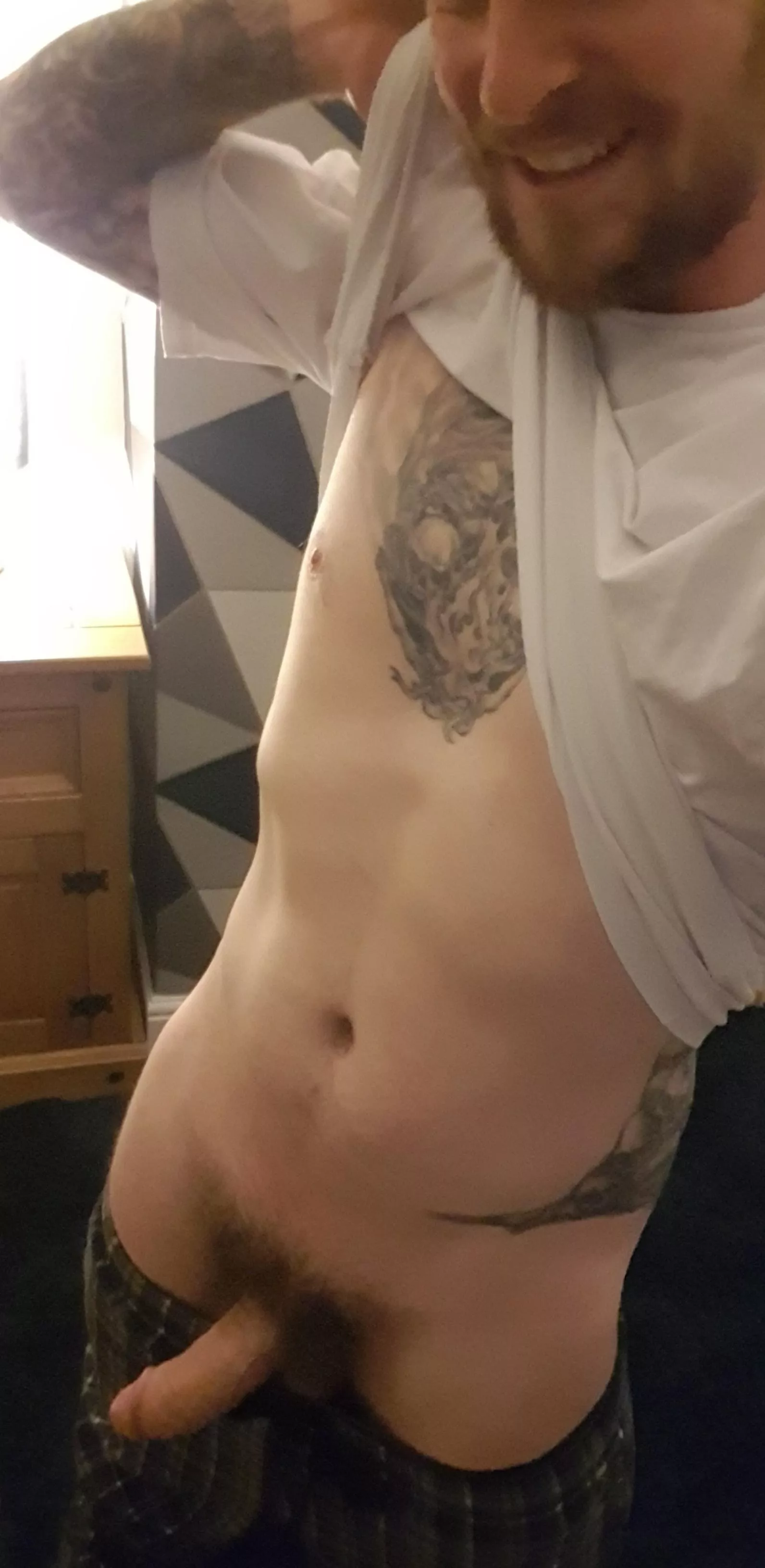 [35] So, you spending new years with me?....DMs Open!