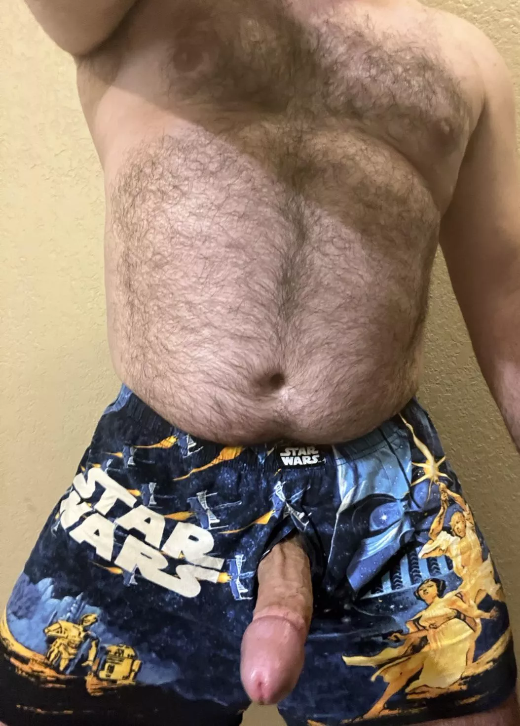 (40) Who wants to celebrate the New Year with some fireworks?