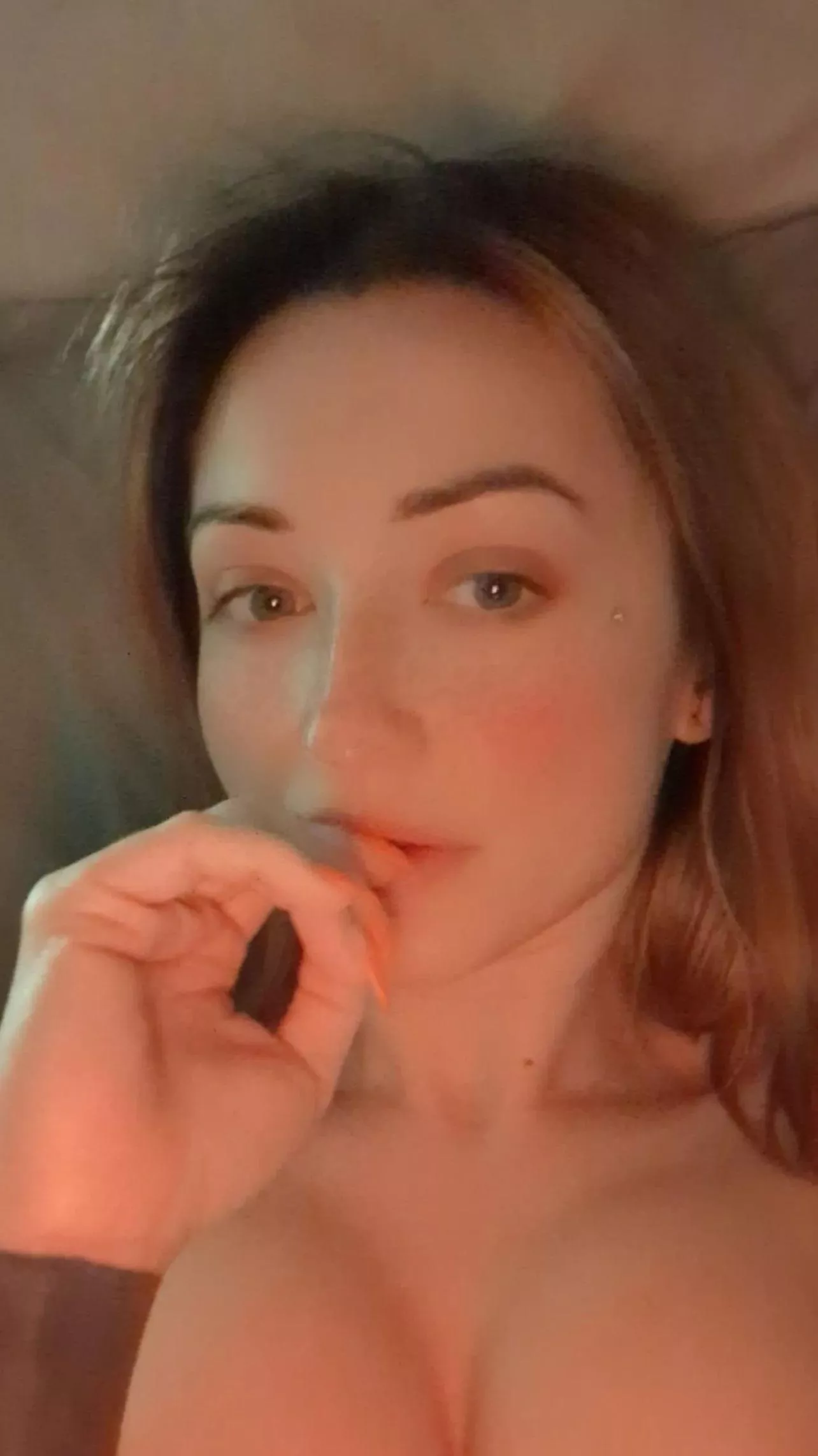 A rare no makeup selfie 🥰