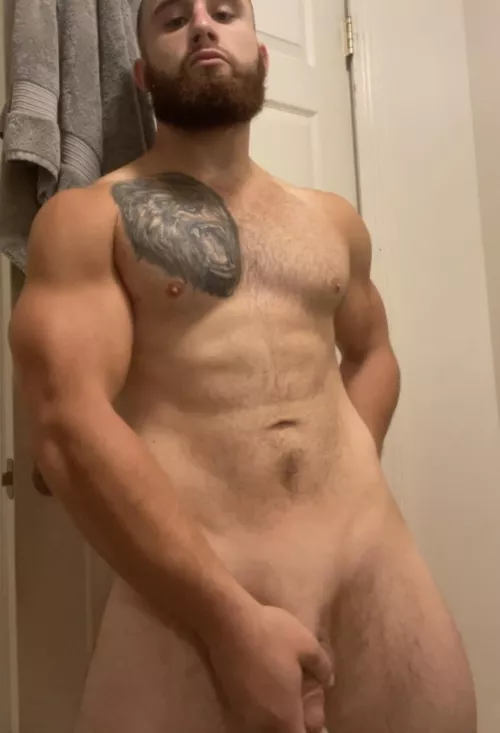 Been so fucking horny since getting back on Reddit 🤤