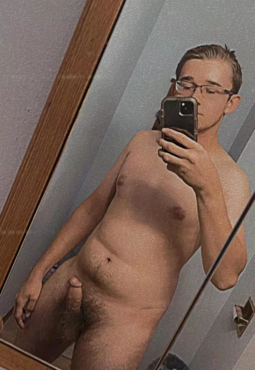 Bringin back the 70s bush😜