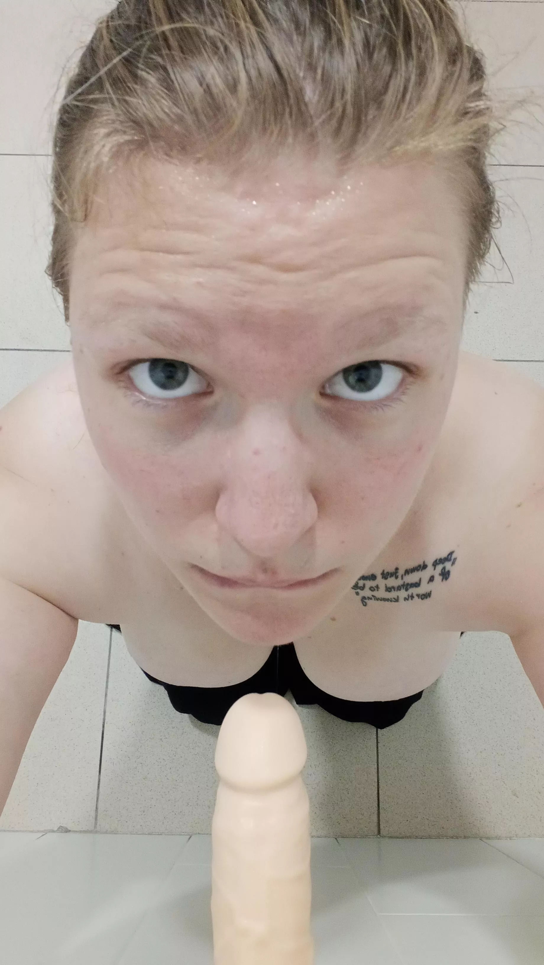 Come play with me 🥺 my OF is free! I am not 😈