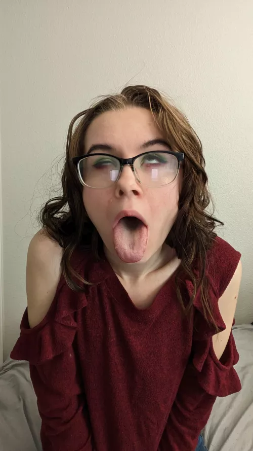 Daydreaming of your cum down my throat